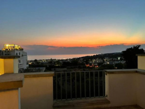 Iris: Scenic Salento, 4 Beds, Pool, Sea-View, Terrace Nardò